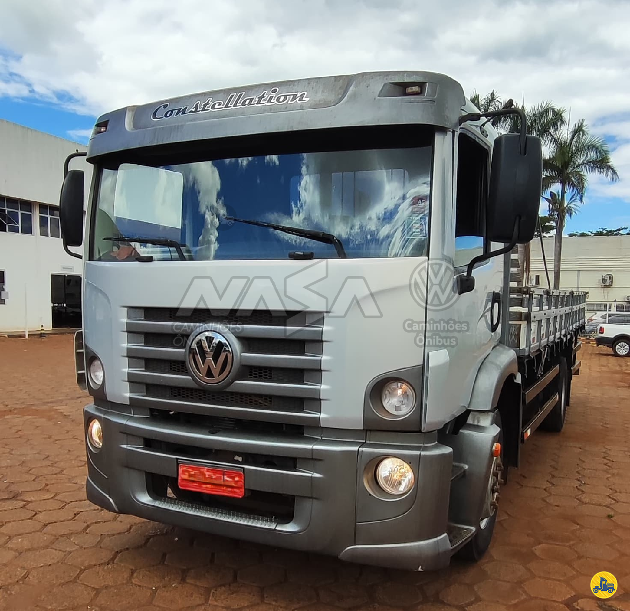 CAMINHAO VOLKSWAGEN VW 13190 Carga Seca Toco 4x2 Nasa Caminhões - VW RIO VERDE GOIAS GO